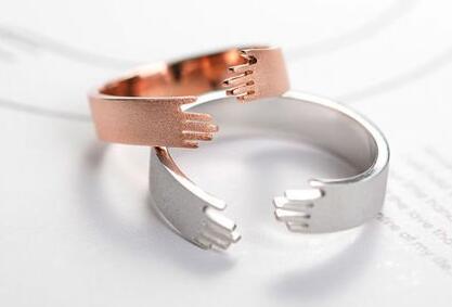 2017情人節送女孩什么禮物 2017情人節送女友禮物推薦